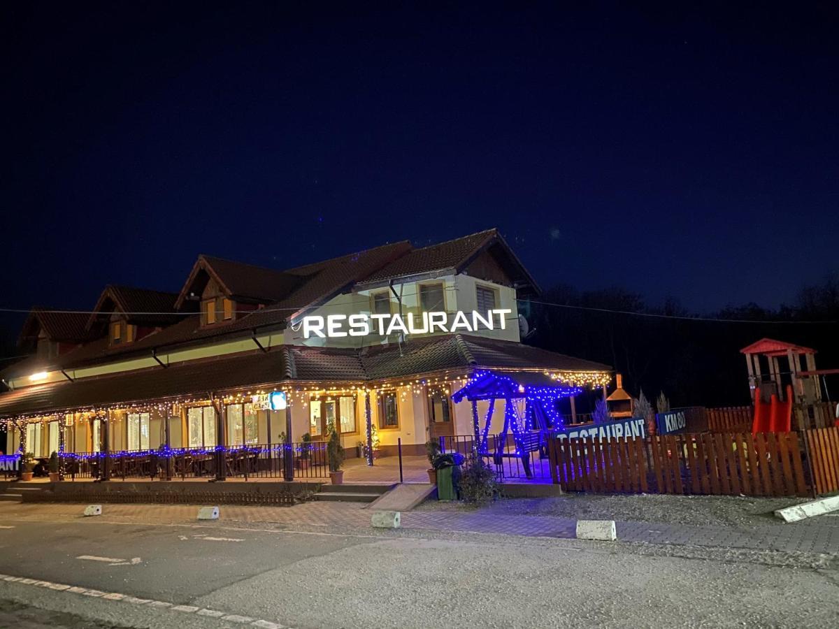Km 80 Restaurant & Hotel Mavrodolu Exterior photo